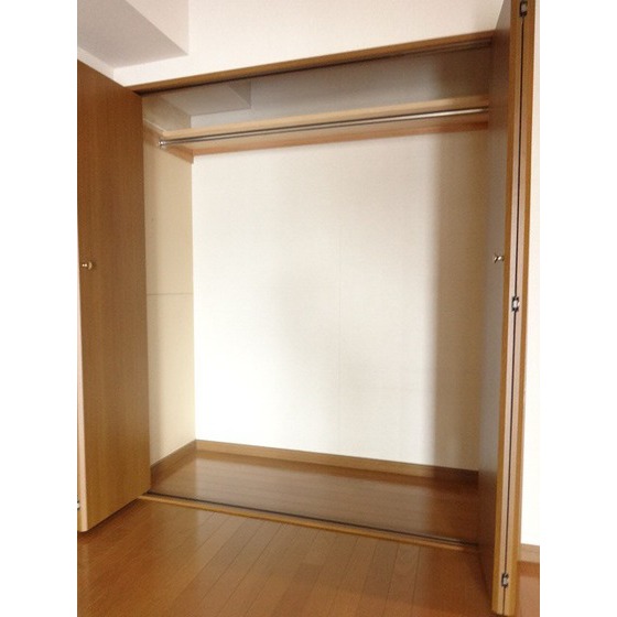 ラ・ポーム クローゼット