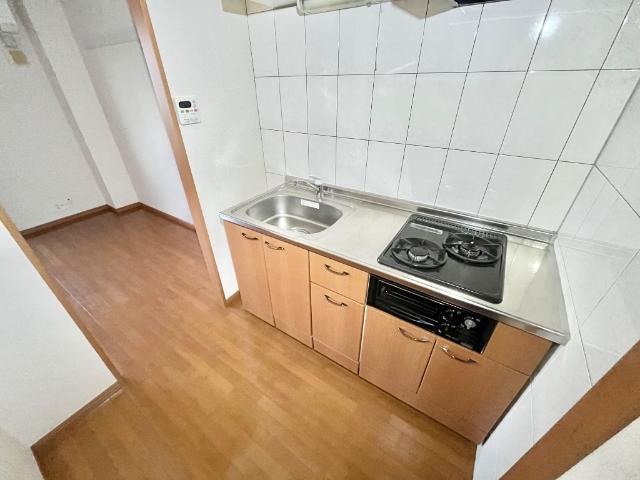 メゾン・ラクウショウ205号室 キッチン
