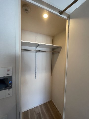 プライムメゾン千葉新町0413号室 収納