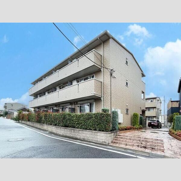 シャルマンドミール　B102号室 外観