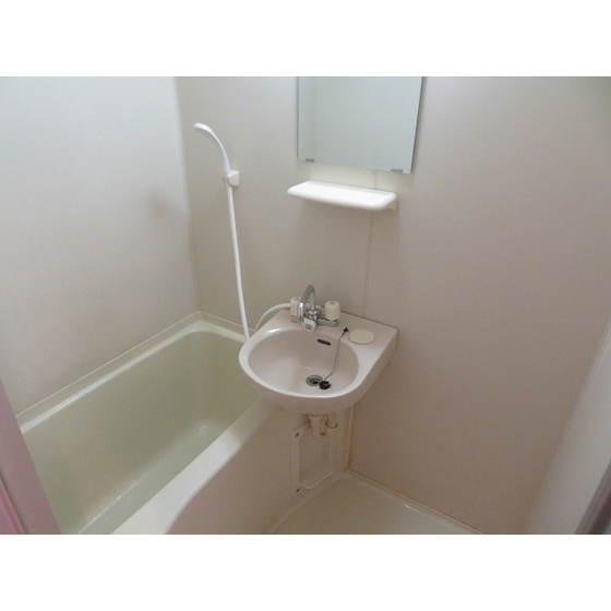 パルムドールハイム0102号室 同建物別部屋の参考画像