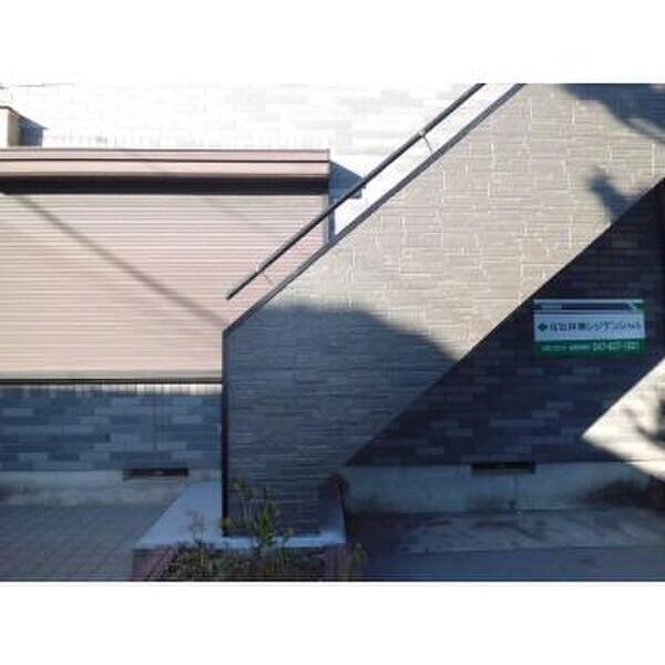 エステートピアフローラ エントランス