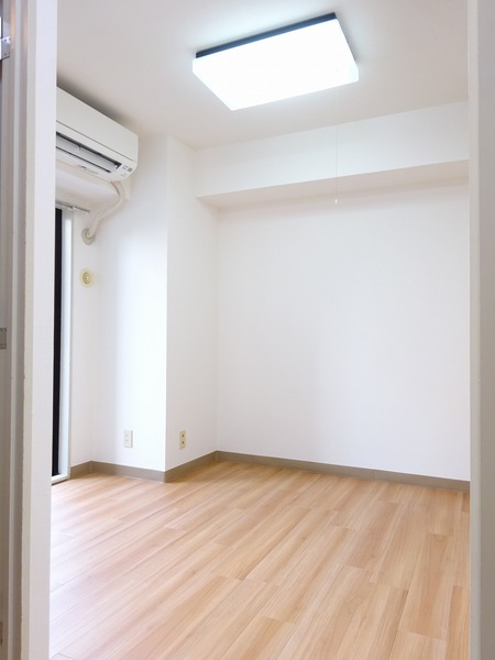 ＮＩＣＥアーバンスピリッツ生麦 リビング