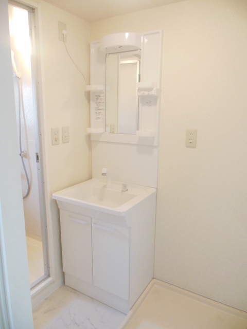 グランバニア0102号室 洗面化粧台（シャンプードレッサー付き）