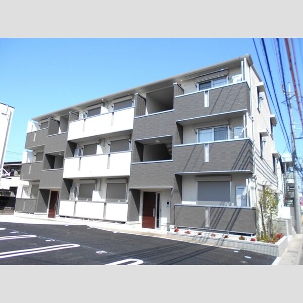 メゾンドコンフォール105号室 外観