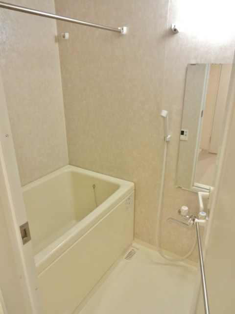 エルフレア三鷹 追炊き機能・浴室乾燥機付バスルーム