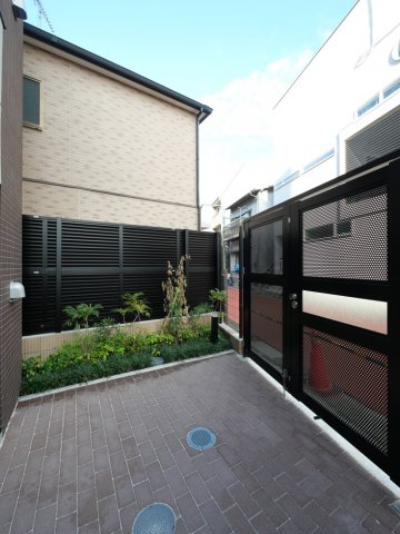 コンポジット渋谷本町 内観