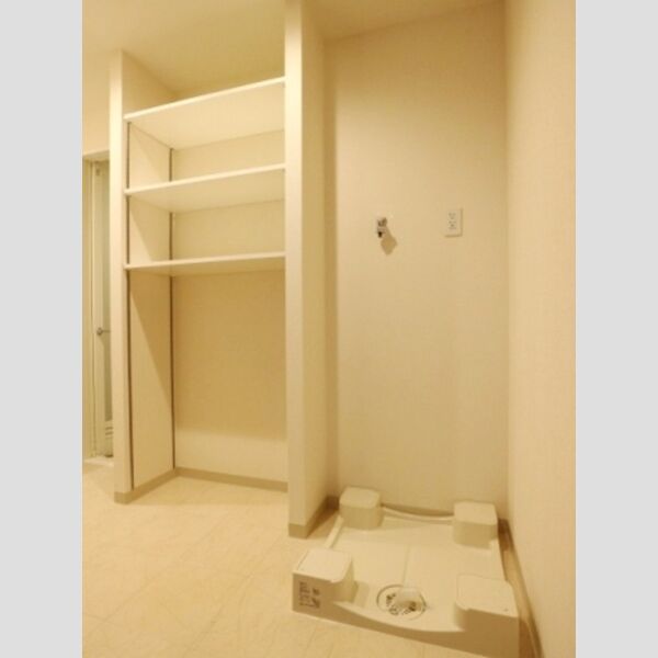 アヴェニール柏の葉705号室 同建物別部屋の参考画像