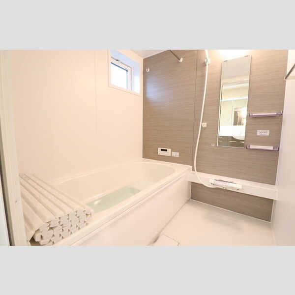 Lucky circle Hiyoshi (ラッキーサークルヒヨシ)301号室 お風呂