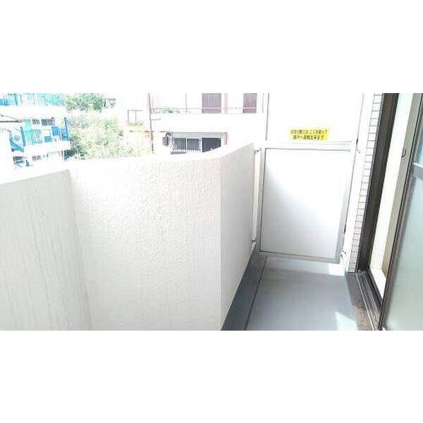 ラ・レジダンス・ド・アドラーブル バルコニー