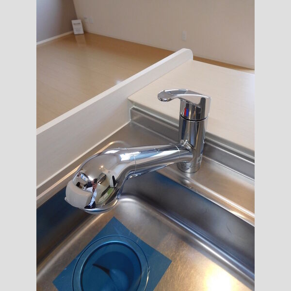 Est Village キッチン