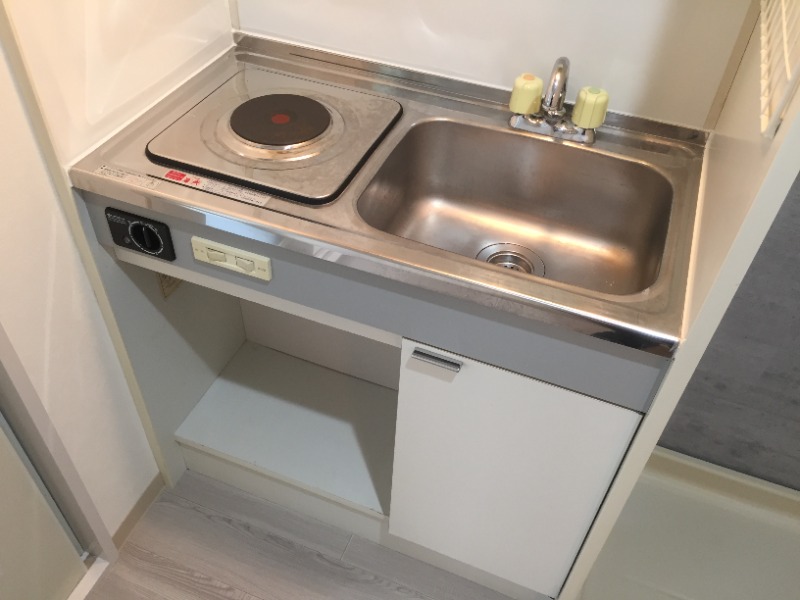 Moonshiny参番館 キッチン