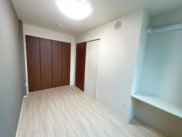 ブルヴァール202号室 洋室