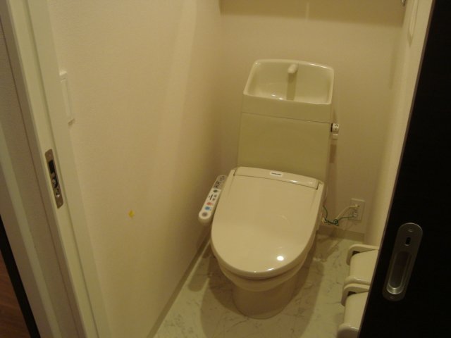 ａｖｅｎｉｒ403号室 シャワー付トイレ