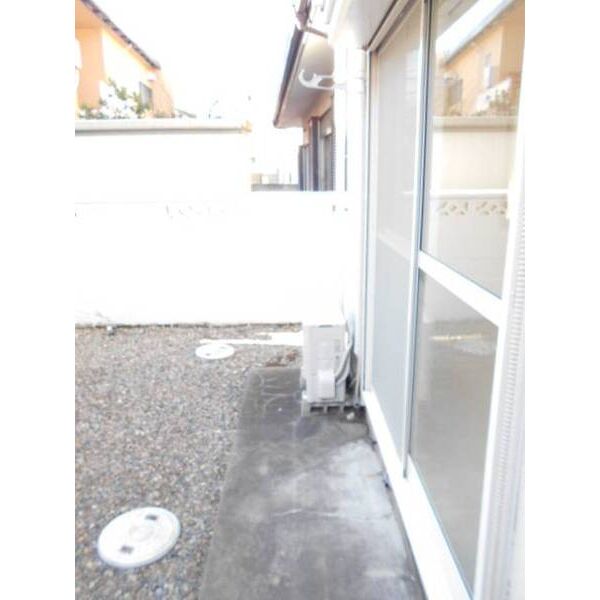 ジュネパレス市川第43 バルコニー