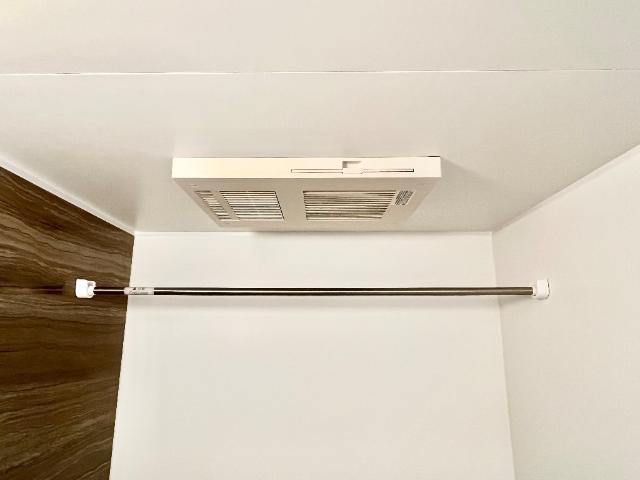 ＰＥＡＣＥ203号室 浴室乾燥機