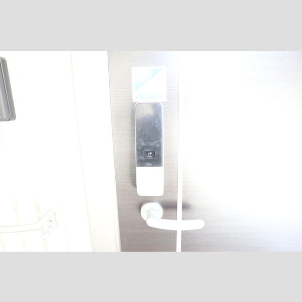 エンペラー　B105号室 ICカードキー