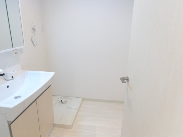 ジュエルウィード203号室 脱衣所