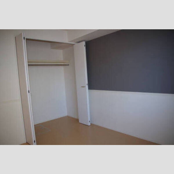 ドルチェ・アンナC103号室 洋室