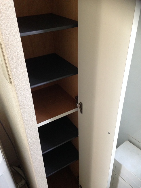 レオパレスプラム 靴箱