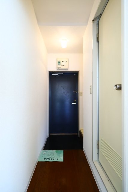 プラザ新川崎 玄関