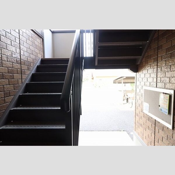 グランメール 共用階段