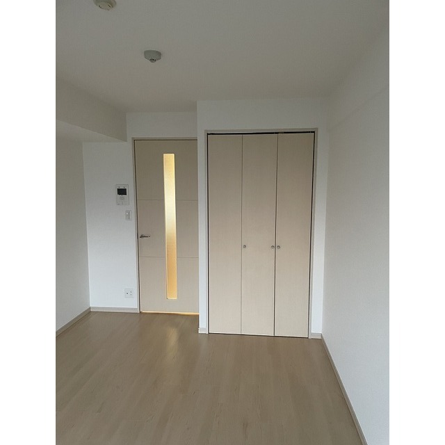 ライジングプレイス西新井603号室 リビング