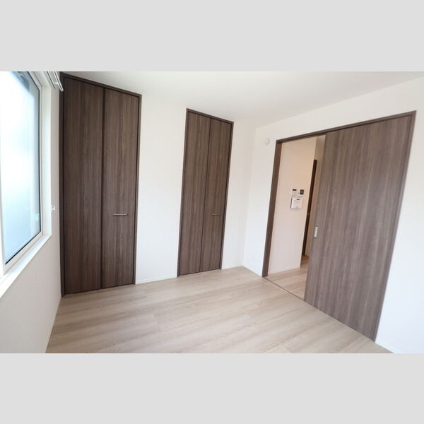 ヴェルデⅢ105号室 洋室