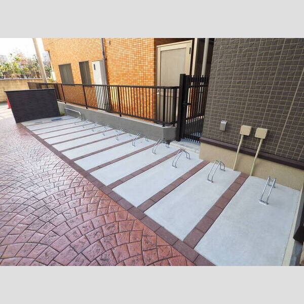 たか表参道203号室 駐輪スペース