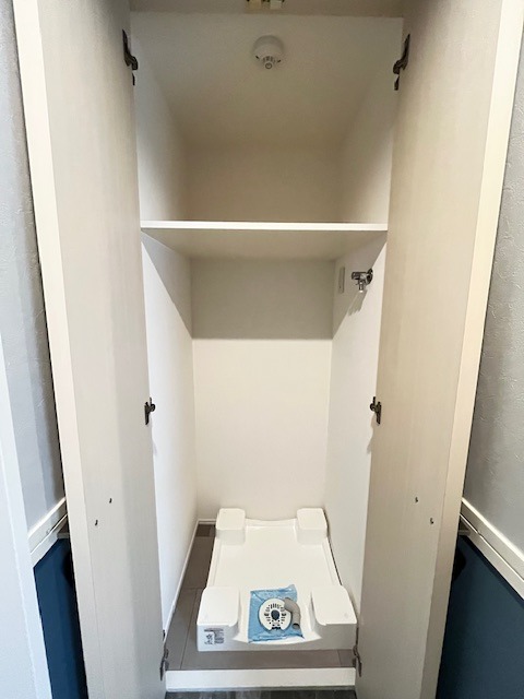 レジディア新宿御苑7階 洗濯機置場