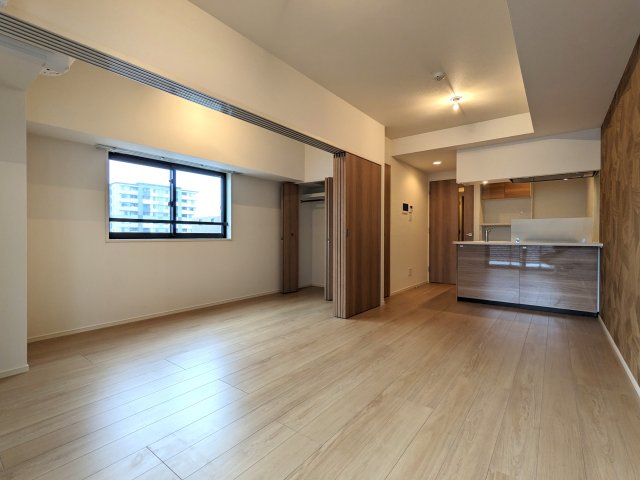 ハーモニーレジデンスグローバルキャピタル1003号室 リビング