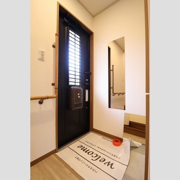 グレイス・パル国立 玄関