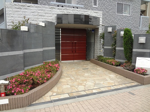 セーナ板橋本蓮沼 エントランス外観　※前回募集時2013年11月撮影