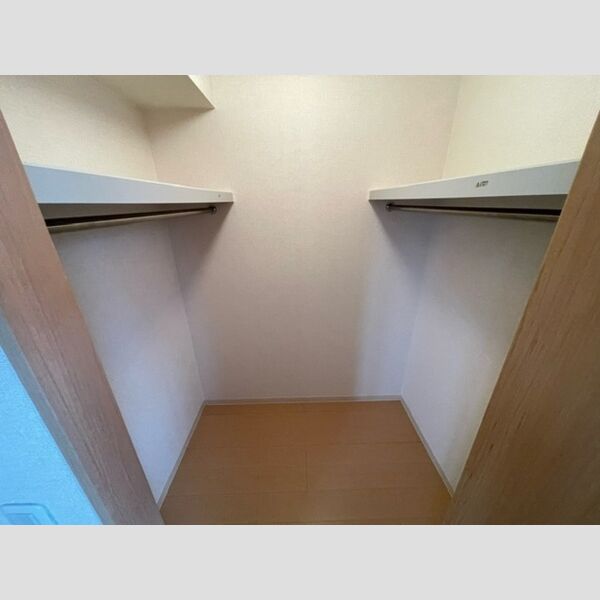 レジデンス　ダイコク ウォークインクローゼット