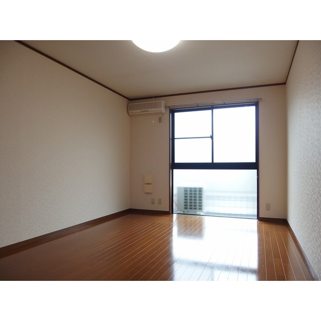 アムール Grand104号室 リビング