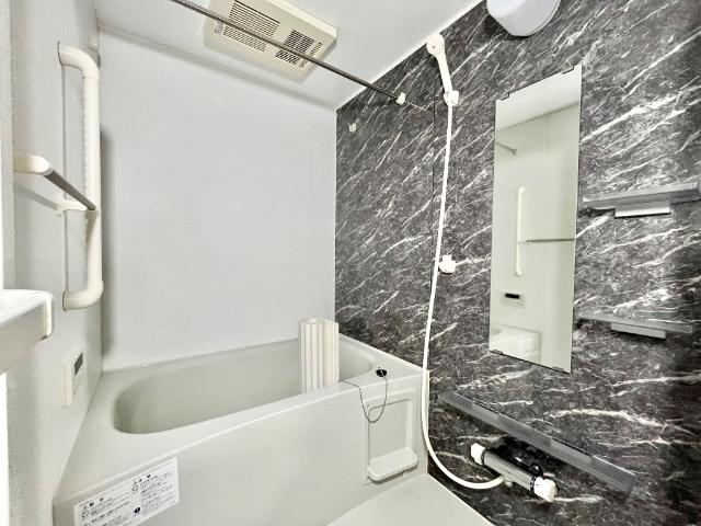 ローズ・ヴェルジュ バス