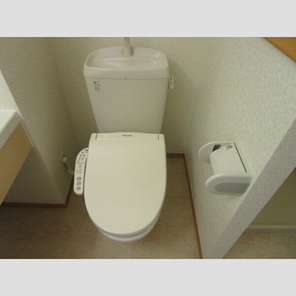 モナリエ春日　Ⅰ・ⅡⅡ101号室 リビング