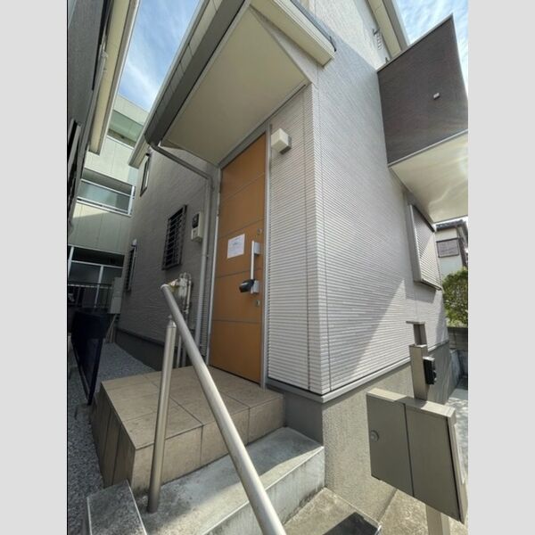 ラフィーネ(東みずほ台)　C 玄関