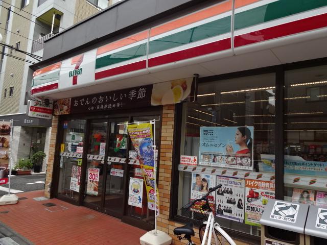 スフィーダ セブンイレブン世田谷喜多見駅前店まで830ｍ