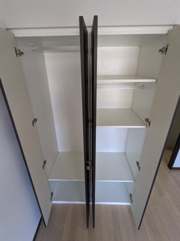 ジュモー京成船橋404号室 収納