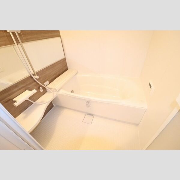 ル・グランⅢ202号室 ユニットバス