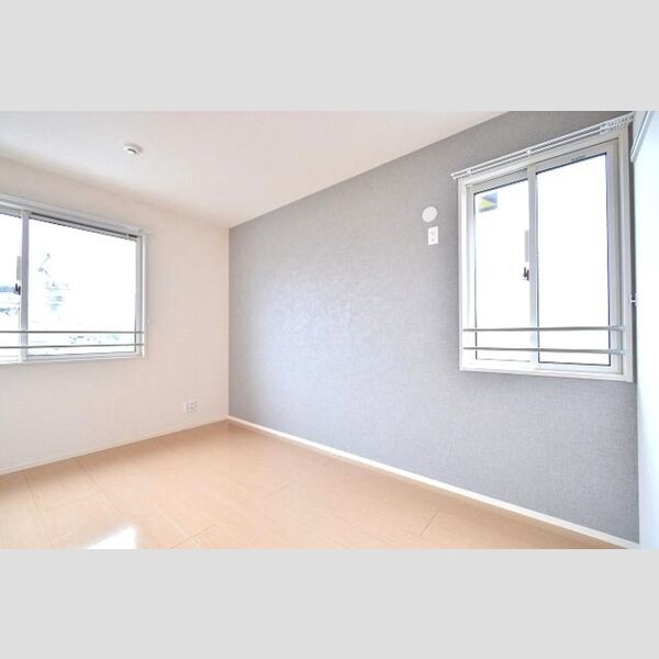 エスコートみなみ　A棟201号室 北側6帖洋室