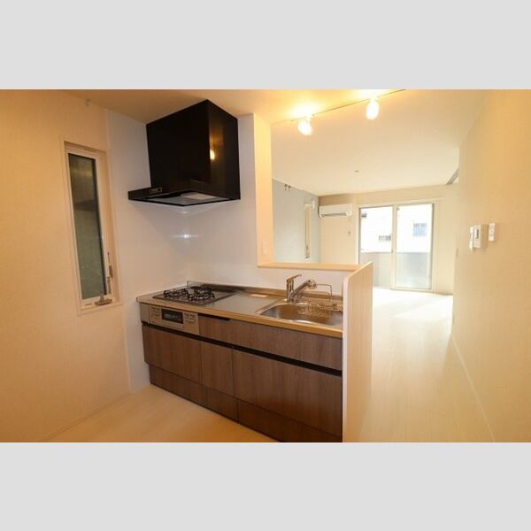 コンフォート　リリィ102号室 システムキッチン