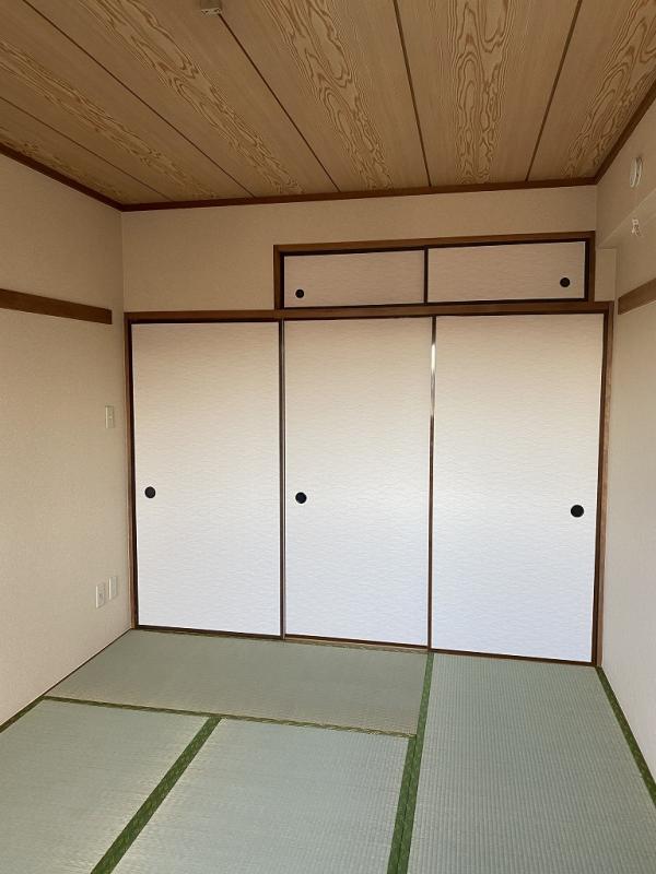 グランメール成城3階 収納