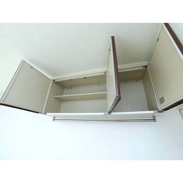 メゾン・ド・ラシーヌ0513号室 収納