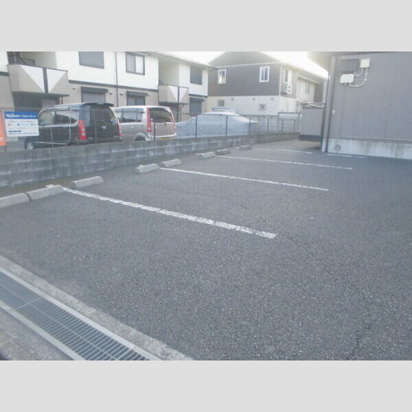 ソリアード　Ⅱ201号室 駐車場「5～8」