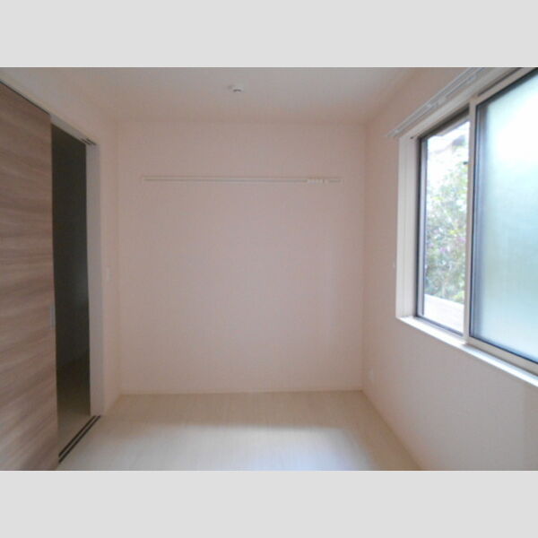 ベルエキップ102号室 洋室