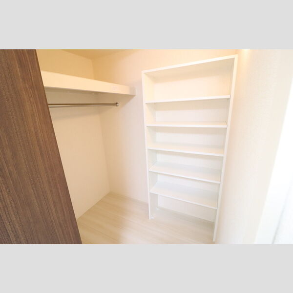 サンブライト　A ウォークイクローゼット