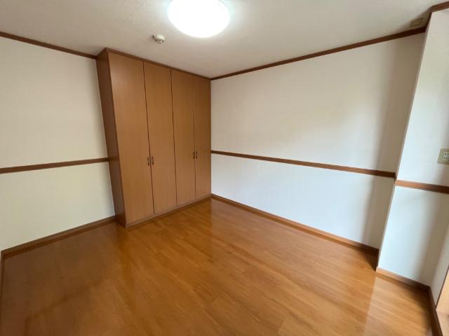 ディア フレンド ＫＯＩＺＵＭＩ 洋室