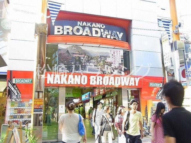 LA STAGE NORTH NAKANO 中野ブロードウェイ
